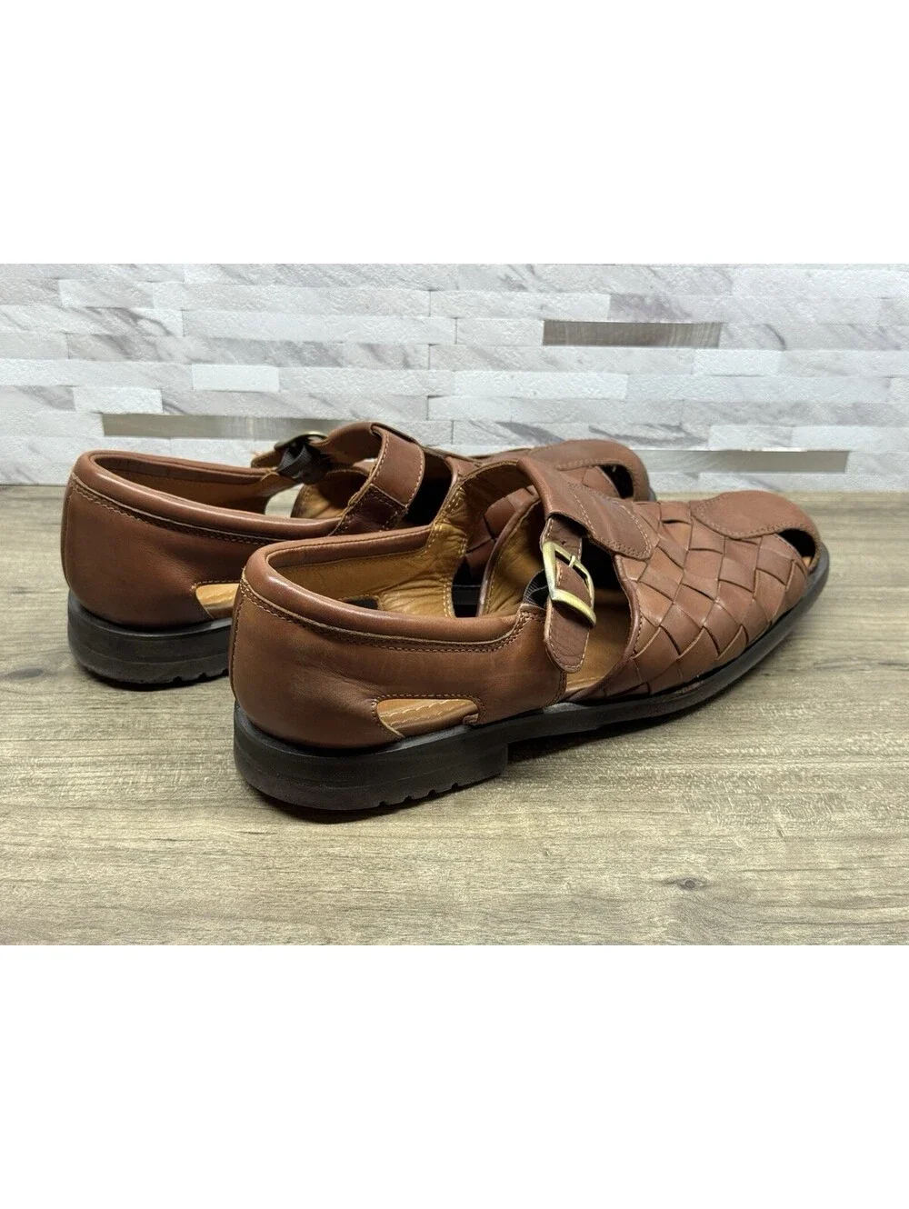 Allen Edmonds Tivoli Fisherman’s Sandals Brown Men’s 11.5 D Summer Vibram Italy